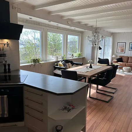 Asland - Panorama Ved Tromso Sentrum * Kvaloya